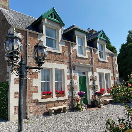 Bosta B&B Inverness Bagian luar foto